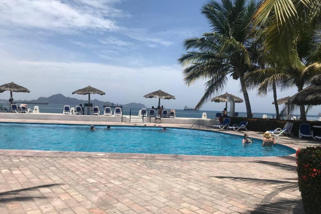 Comodo Departamento 360 Puerto Las Hadas Manzanillo Exterior foto